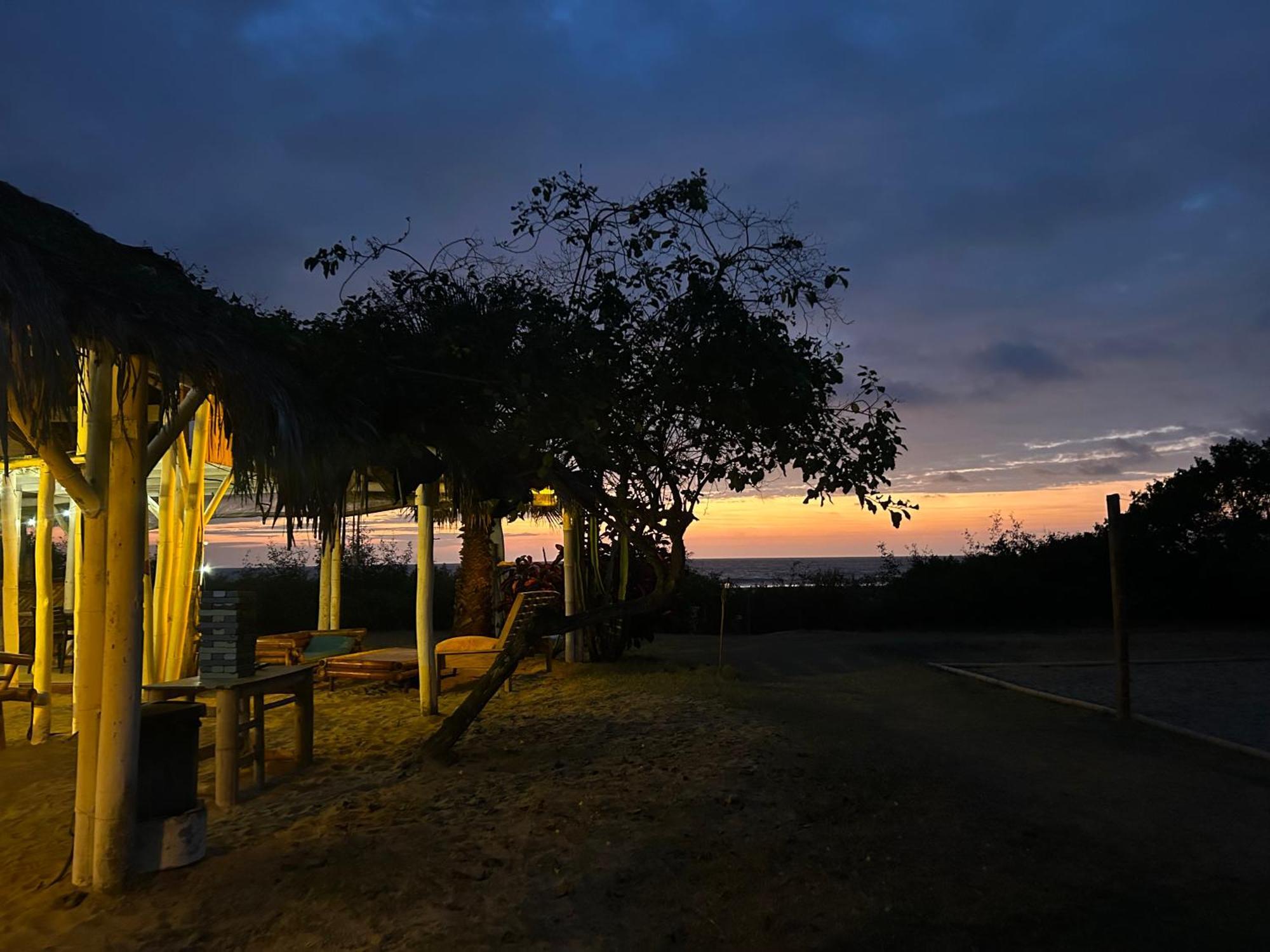 Kamala Surf & Backpacker Hostel Montañita Eksteriør bilde